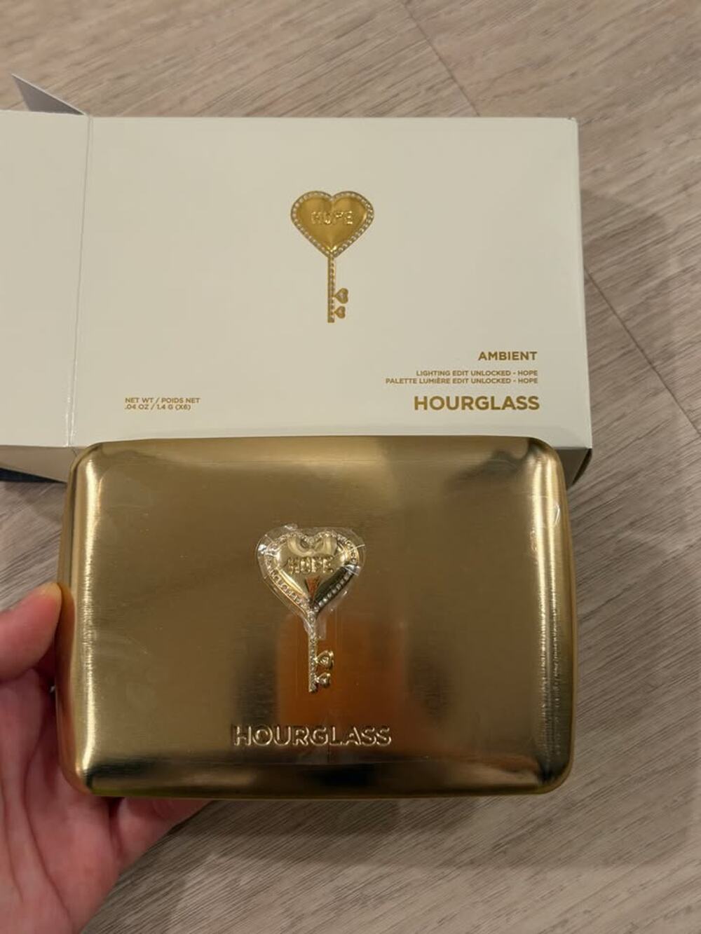 New Hourglass Ambient Lighting Edit Unlocked Palette - Hope (Holiday 2026)